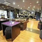 Апарт-отель Zenit Hall 88 4*