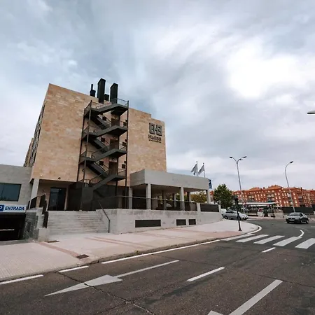 Hotel apartamentowy Zenit Hall 88 4*