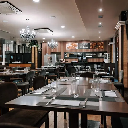 Zenit Hall 88 4* Salamanque