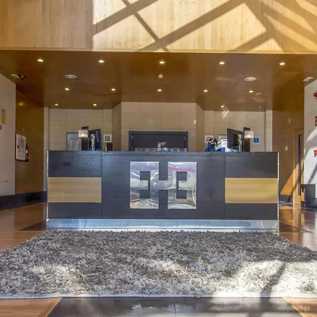 Zenit Hall 88 Hotel apartamentowy Salamanka