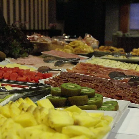 Hotel apartamentowy Zenit Hall 88 4*