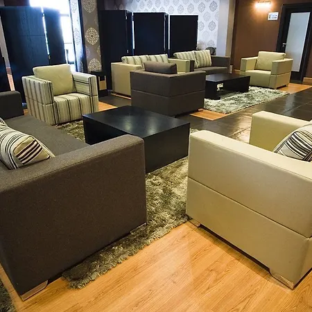 Zenit Hall 88 Hotel apartamentowy Salamanka