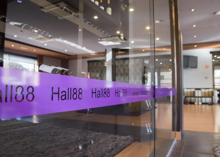 公寓式酒店 Zenit Hall 88 4*