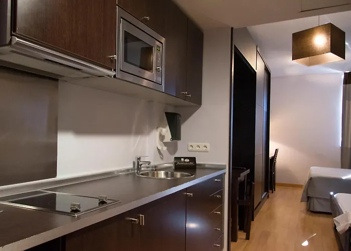 Aparthotel Zenit Hall 88 4*