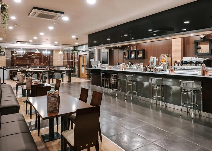 Aparthotel Zenit Hall 88 4*