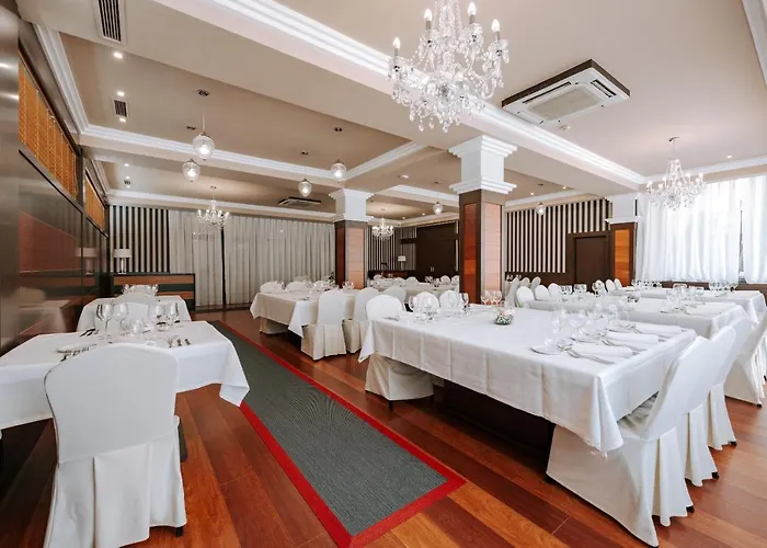 Zenit Hall 88 Aparthotel 4*